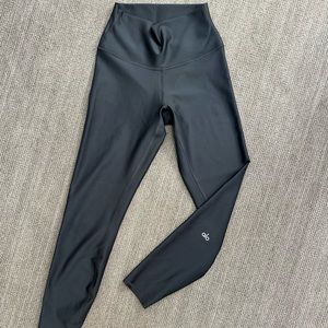 Alo Yoga 7/8 High Waist Airlift Leggings - Size XS - Charcoal Grey
